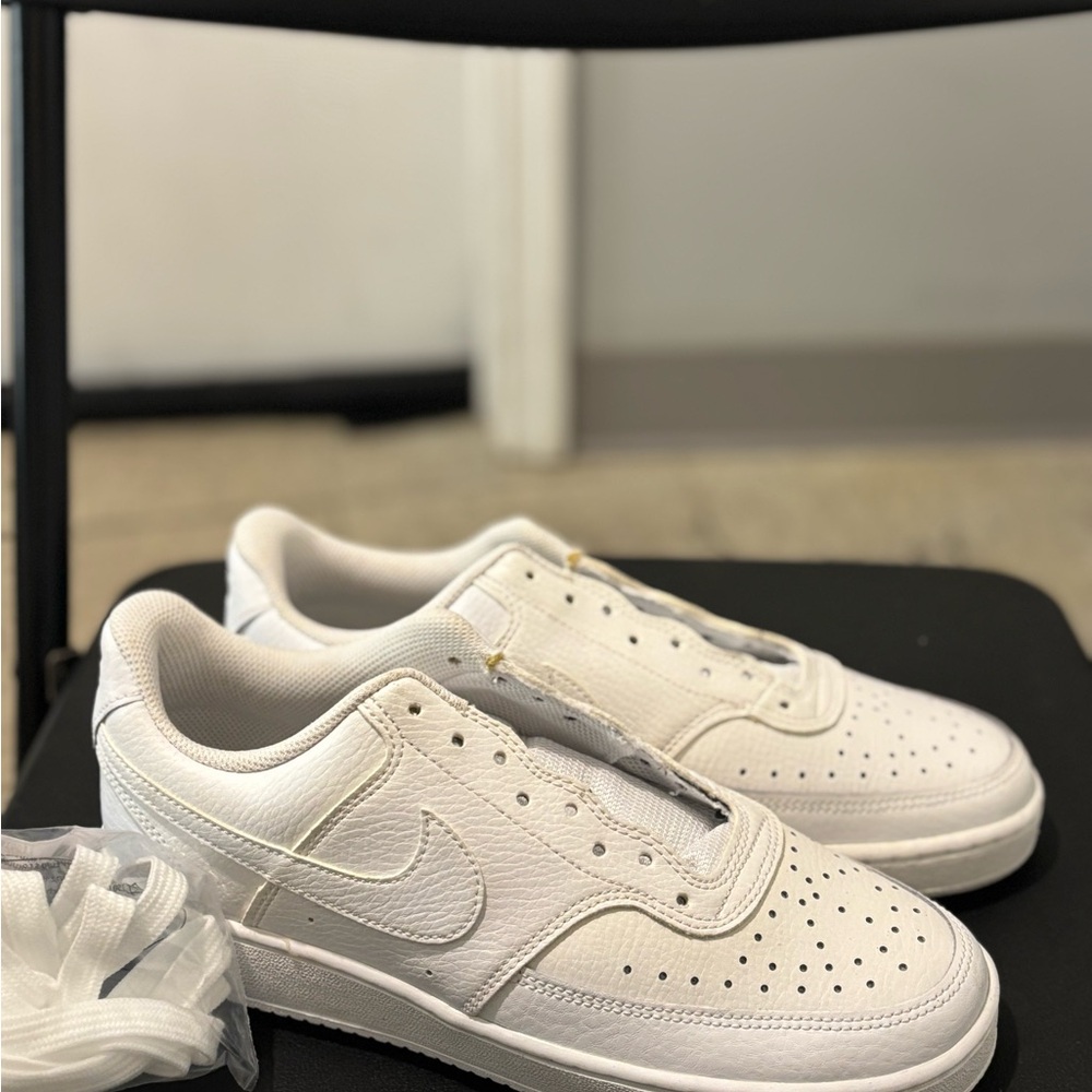 Nike Women’s Court Vision Low